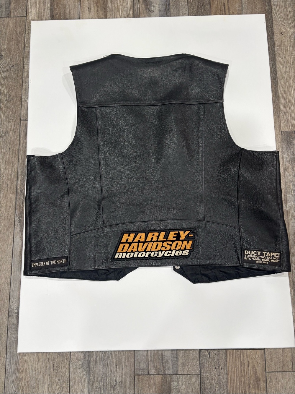 Milwaukee Real Leather Black Motorcycle Vest Harley-Davidson Patches Biker Vest